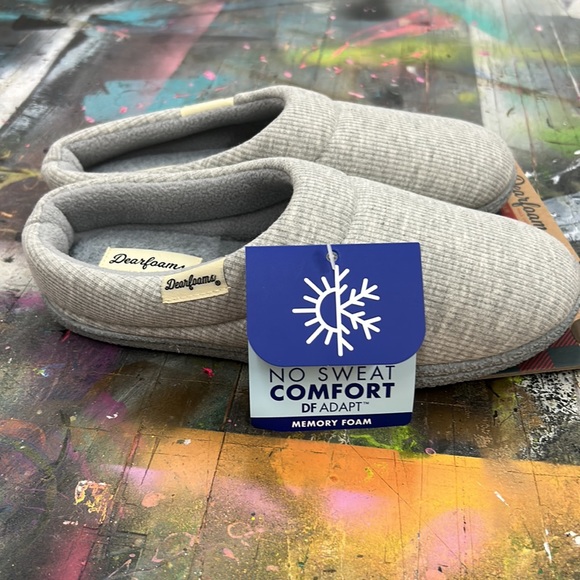 NWT Dearfoams Memory Foam Slippers Gray Small - Picture 4 of 6